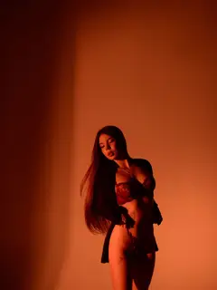 Emma escort in Dubai